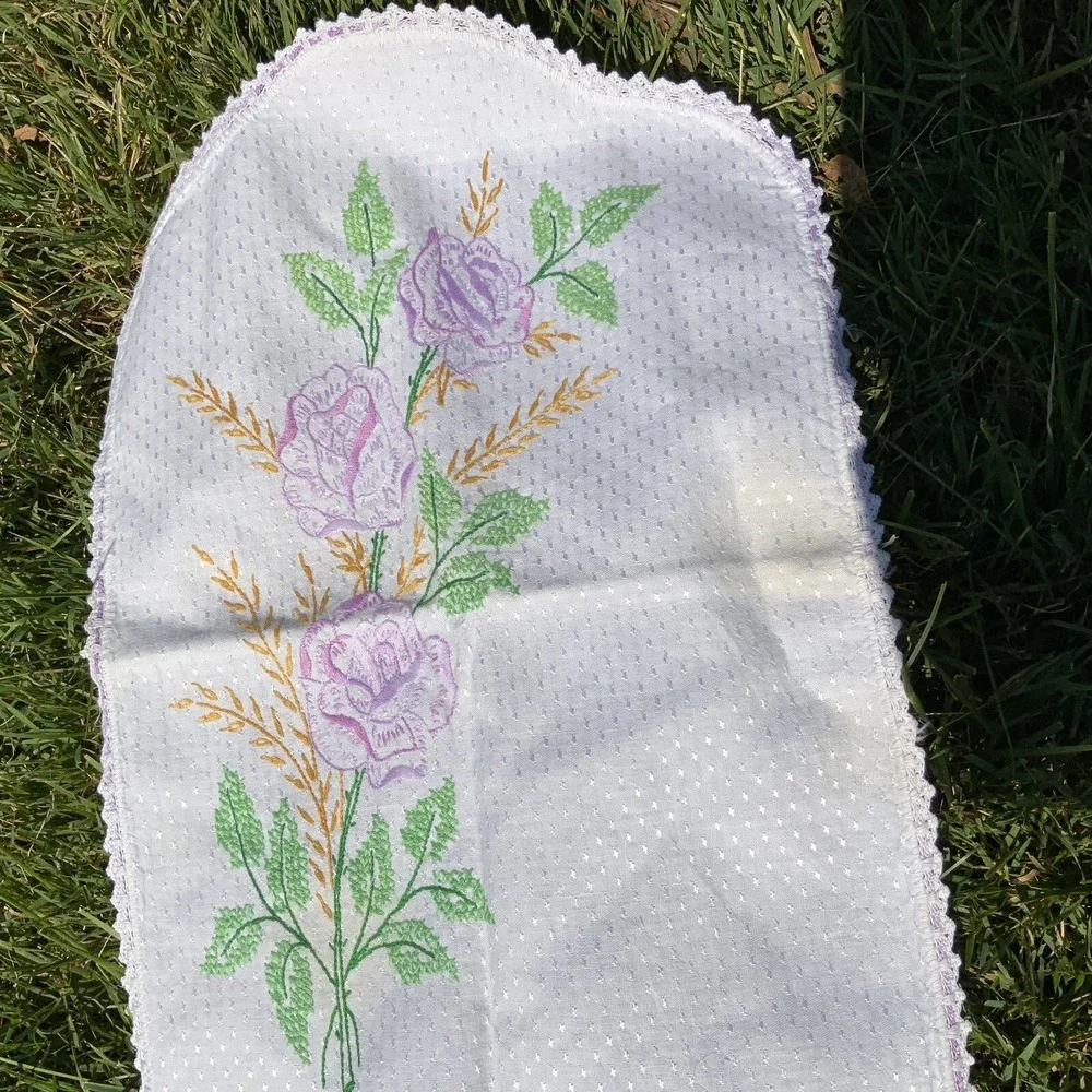 The Unbranded Brand vintage embroidered